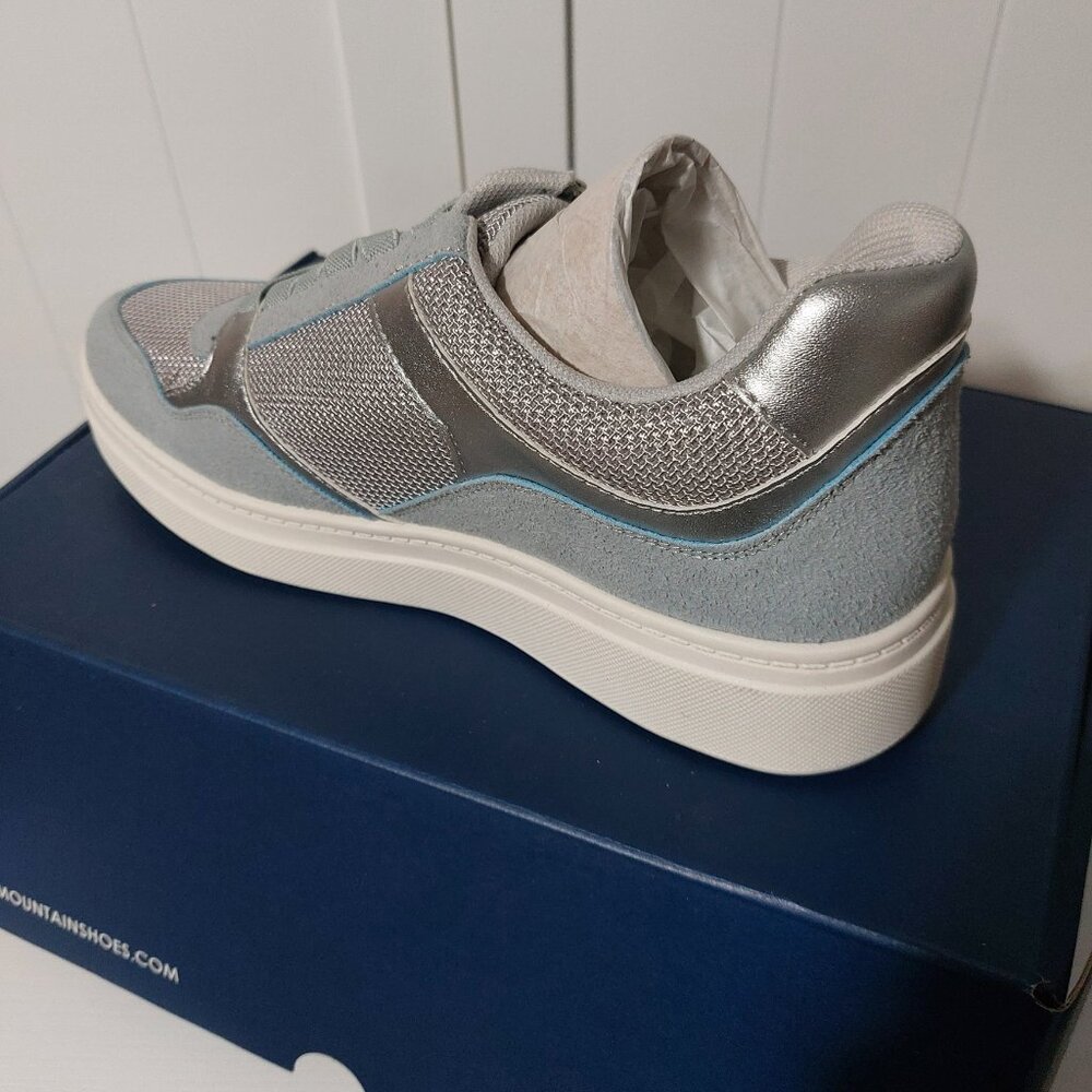 White Mountain Uplit Woman's Fashion Sneakers